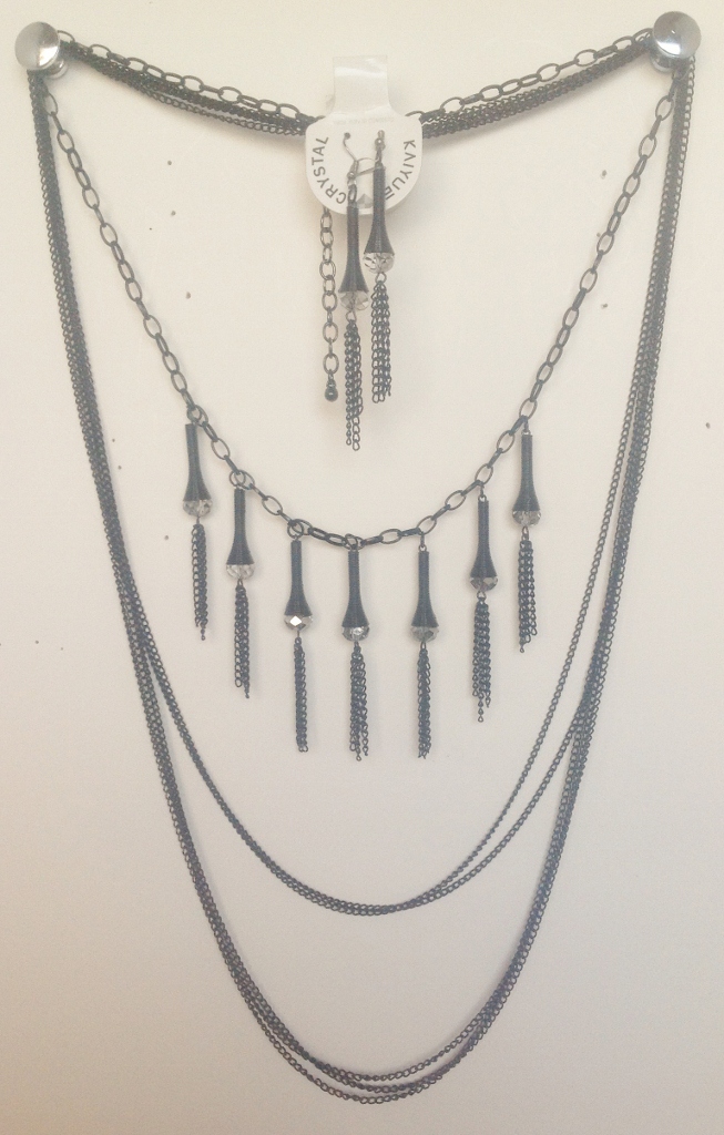 012-13 Long Black Necklace W/Multi strands.  Matching Earrings.